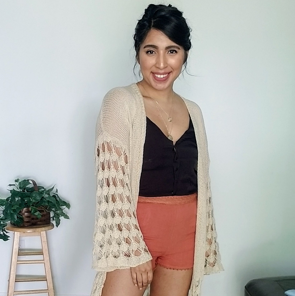 ON THE EDGE RUSTY LACE DETAIL SHORTS - Picture 15 of 15